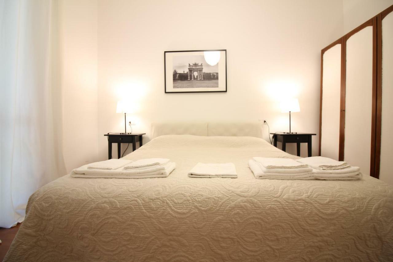 Brera - Fiori Chiari Charme Apartment Milan Luaran gambar