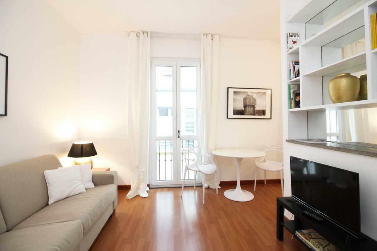Brera - Fiori Chiari Charme Apartment Milan Luaran gambar