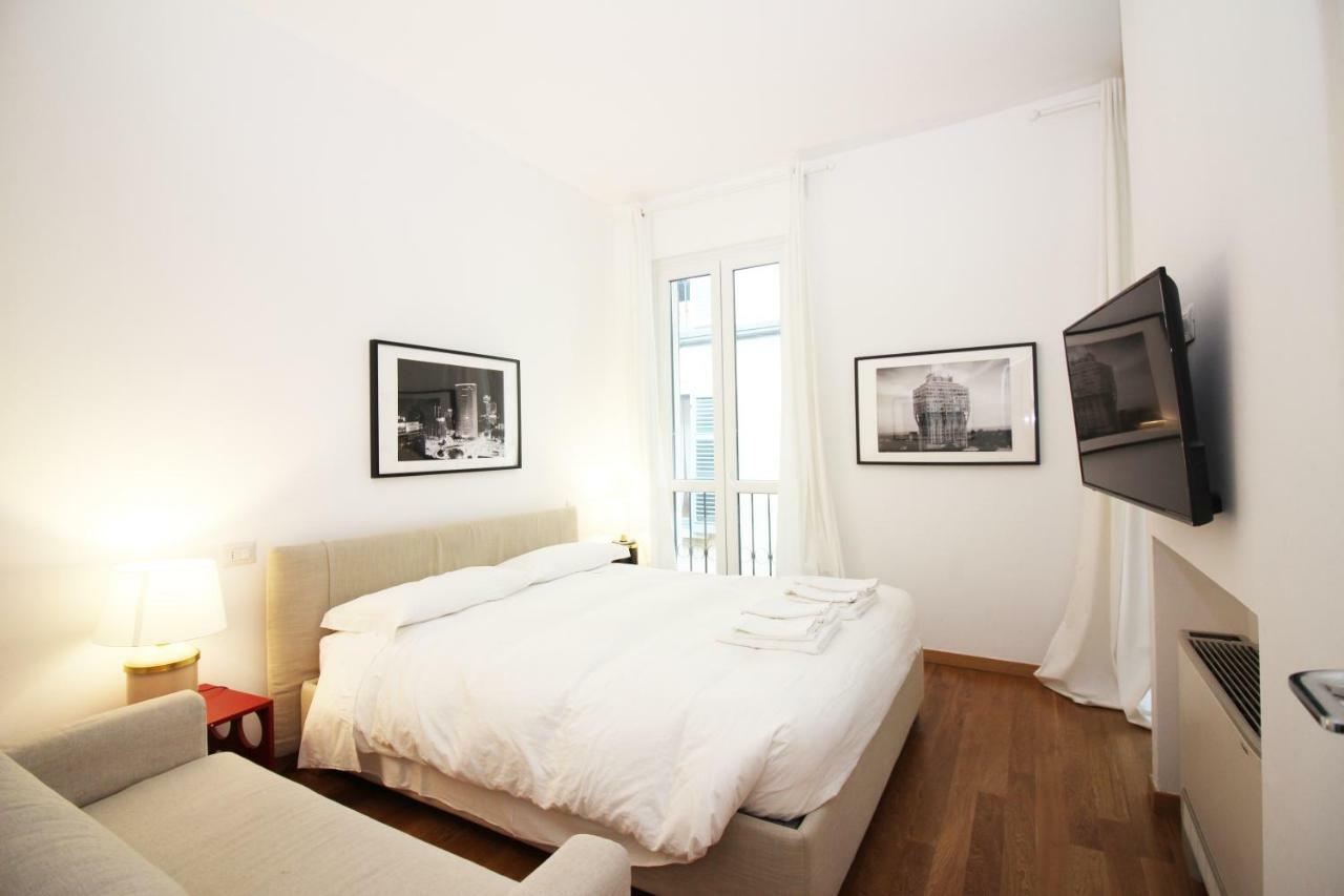 Brera - Fiori Chiari Charme Apartment Milan Luaran gambar