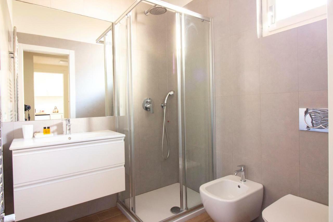 Brera - Fiori Chiari Charme Apartment Milan Luaran gambar